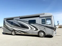 2019 Newmar New Aire 3341 | Thumbnail Photo 1 of 5