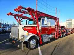 2019 Western Star 4900 | Thumbnail Photo 1 of 34