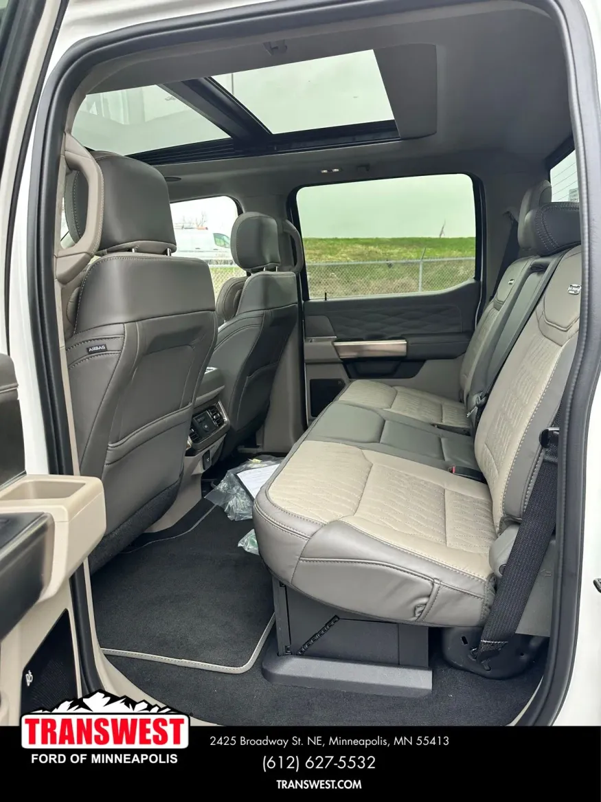 2026 Ford Super Duty F-350 Platinum | Photo 8 of 19