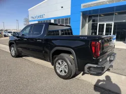 2025 GMC Sierra 1500 SLT | Thumbnail Photo 3 of 20