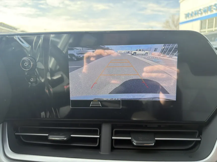 2026 Chevrolet Trax 1RS | Photo 14 of 19