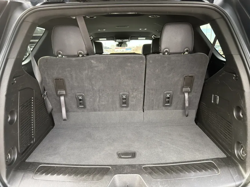 2023 Chevrolet Tahoe LT | Photo 8 of 22