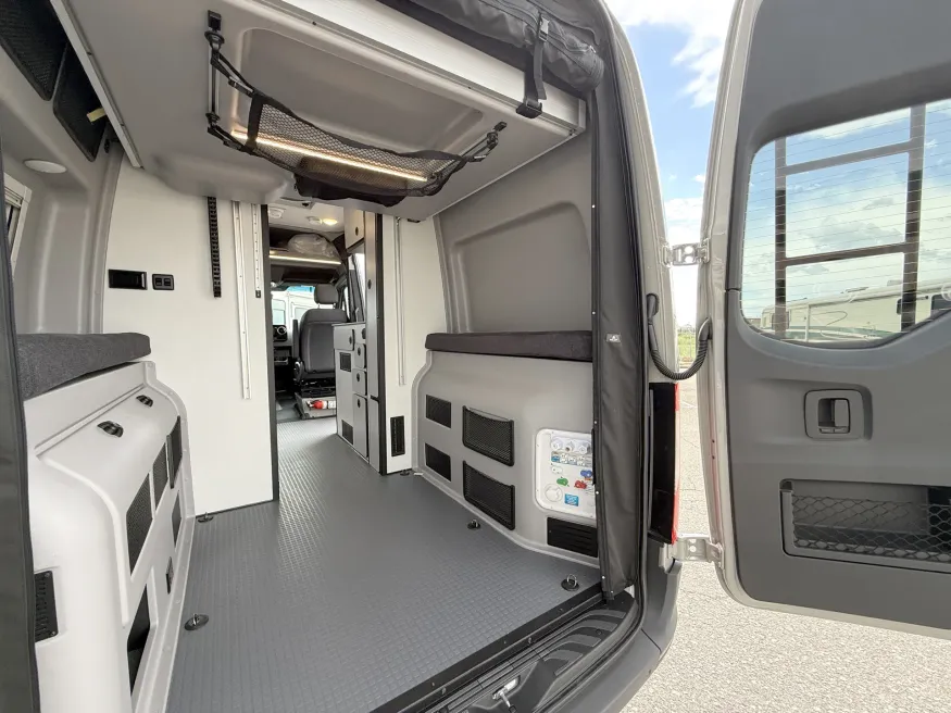 2027 Winnebago Revel Sport 44C | Photo 16 of 20