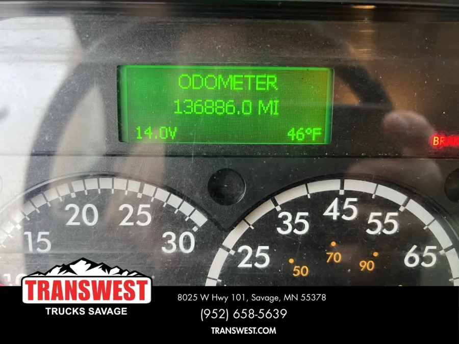 2020 Freightliner M2 106 | Photo 6 of 13