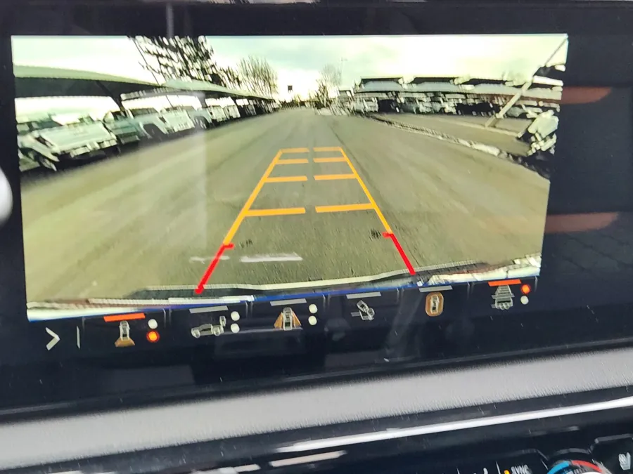 2026 GMC Sierra 2500HD AT4 | Photo 24 of 27