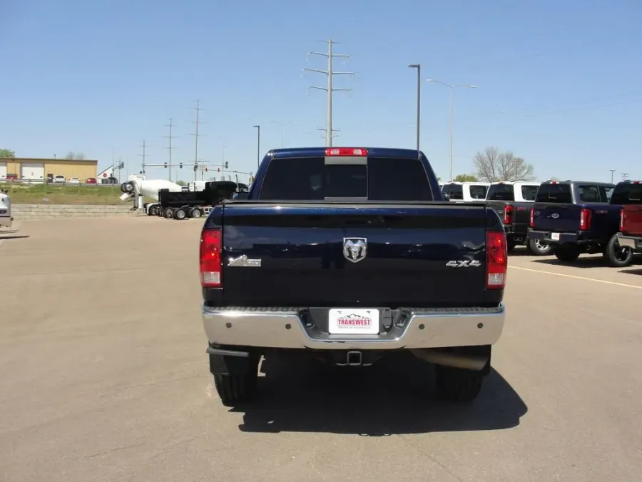 2014 RAM 2500 Big Horn | Photo 3 of 13