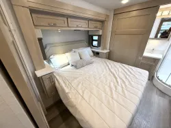 2026 Renegade Verona 40VRB | Thumbnail Photo 15 of 31