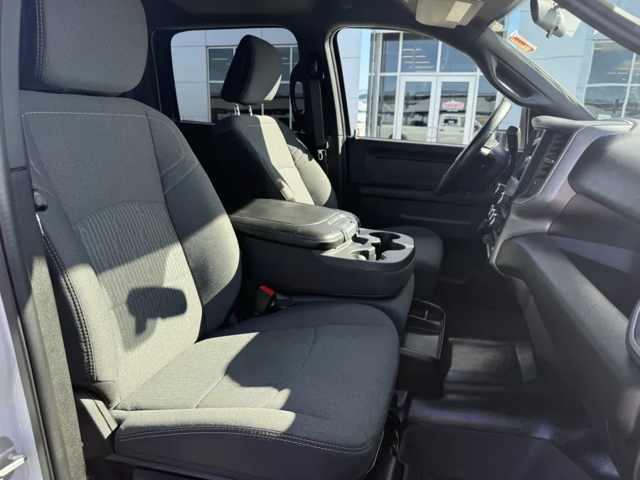 2024 RAM 2500 Tradesman | Photo 10 of 17