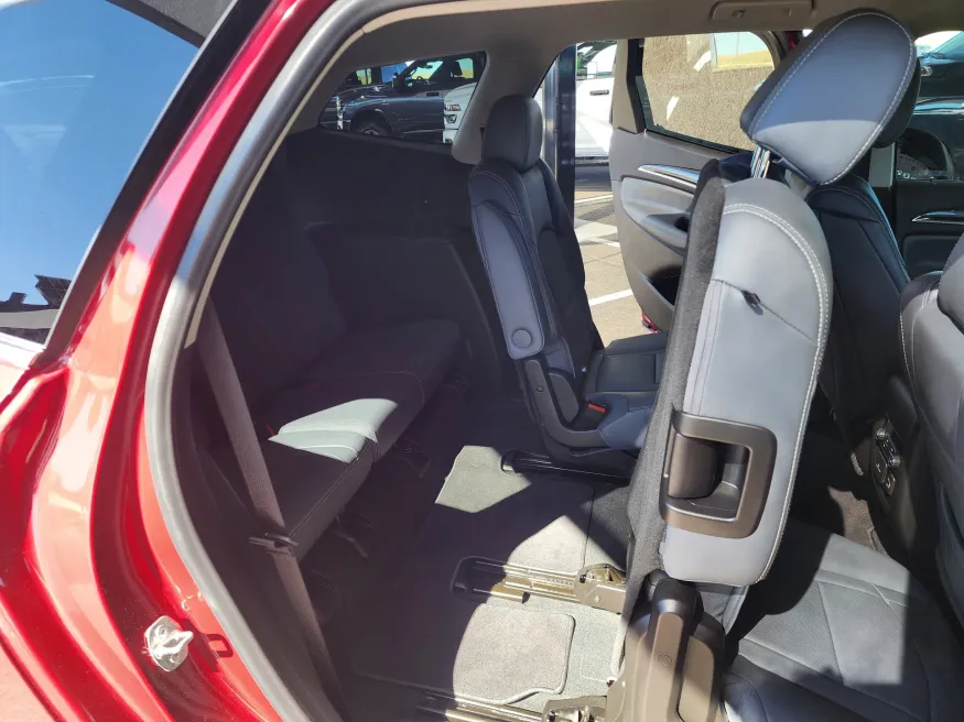 2021 Buick Enclave Premium | Photo 19 of 29