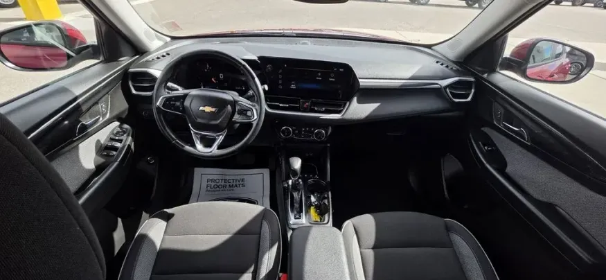 2024 Chevrolet Trailblazer | Photo 25 of 29