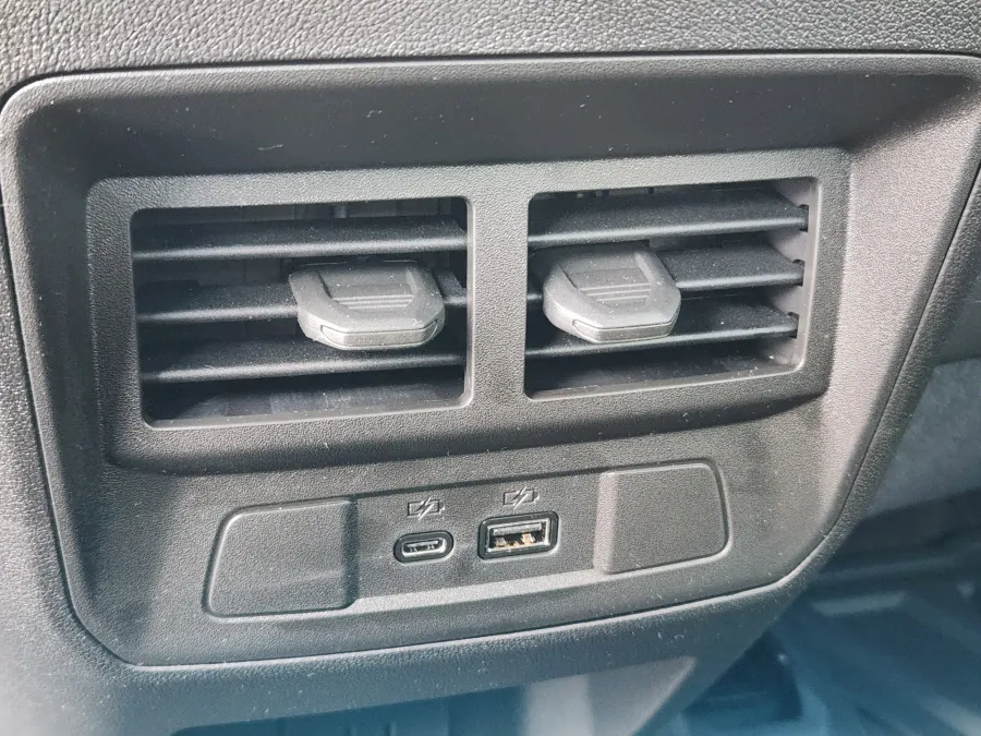 2026 GMC Canyon 4WD AT4X | Photo 22 of 25