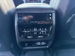 2024 Jeep Grand Cherokee L Altitude | Thumbnail Photo 12 of 23