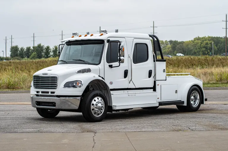 2023 Freightliner M2 106 Bolt