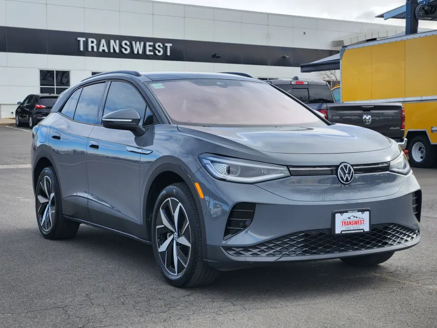2023 Volkswagen ID.4 | Photo 1 of 22