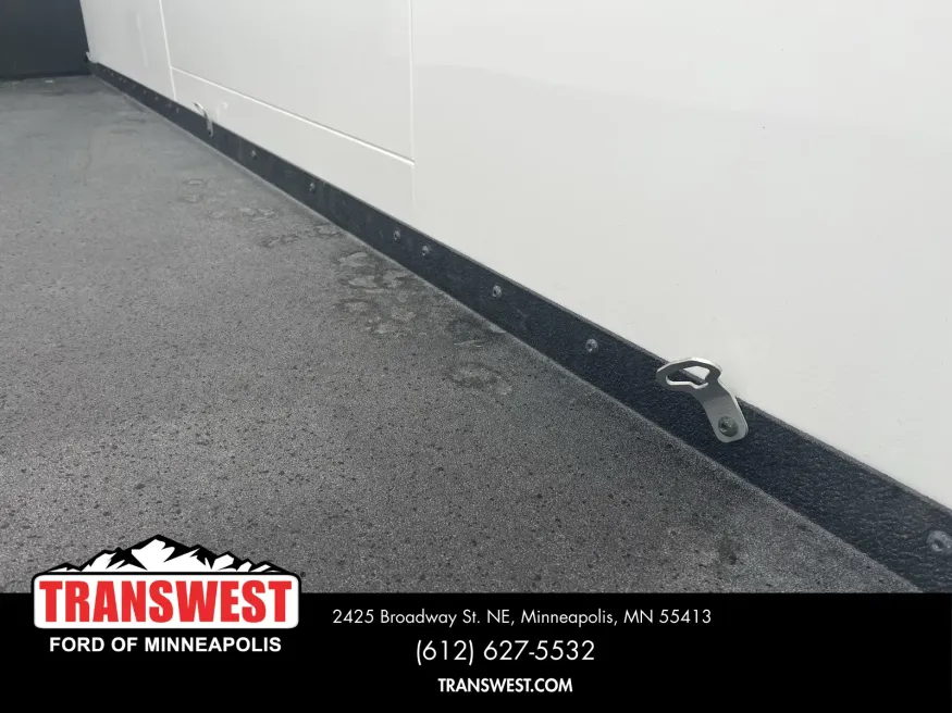 2025 Ford Super Duty F-550 | Photo 7 of 14