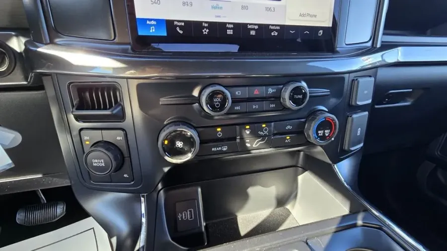 2026 Ford F-150 | Photo 23 of 29