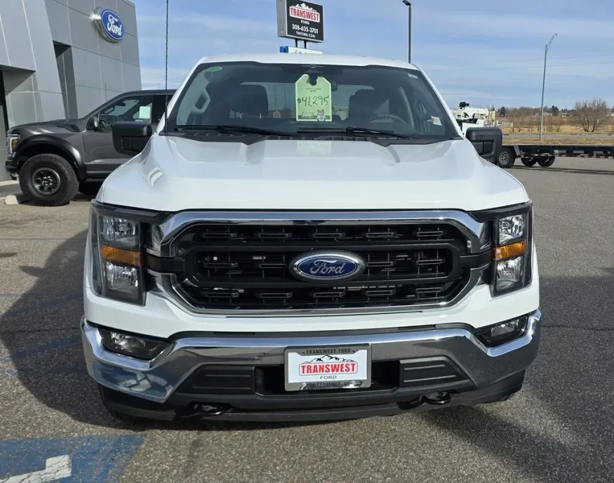 2023 Ford F-150 | Photo 2 of 24