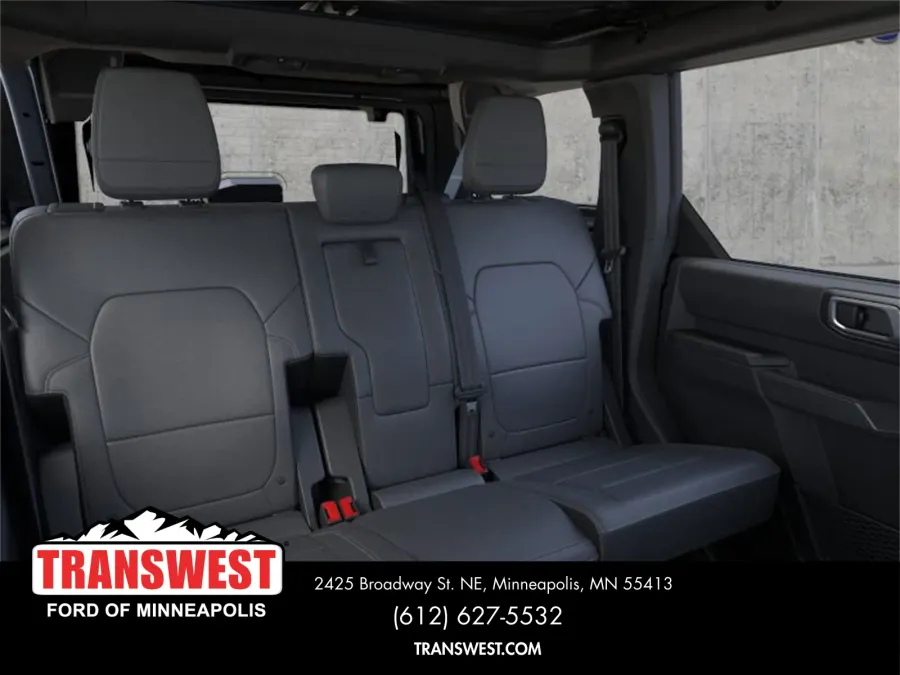 2025 Ford Bronco Badlands | Photo 11 of 25