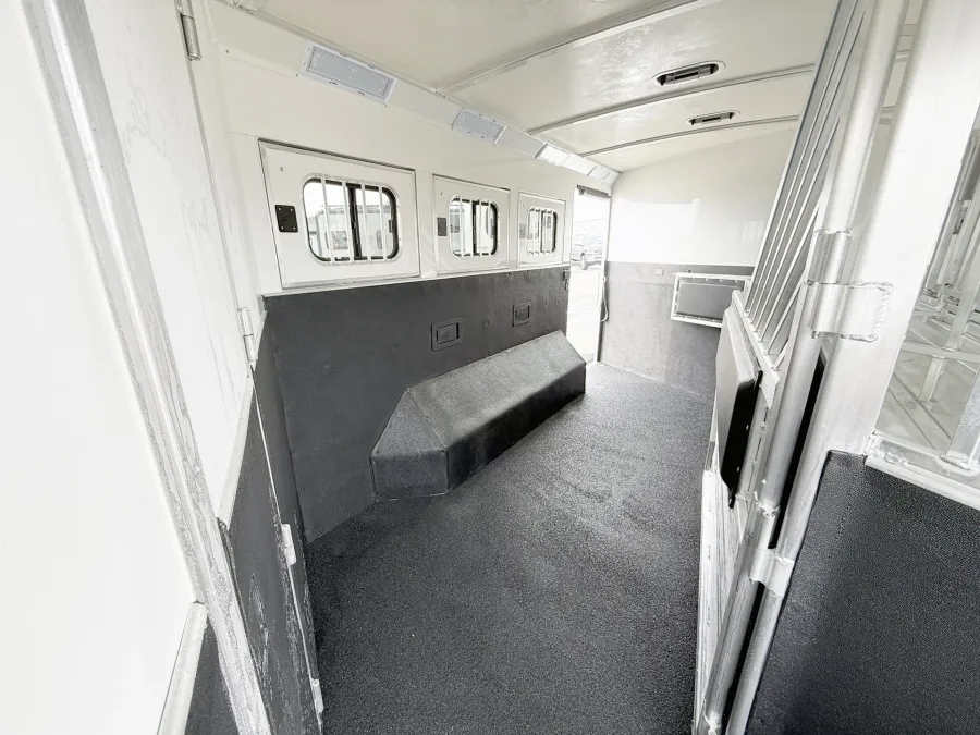 2026 Cimarron Norstar 4HLQ | Photo 23 of 27