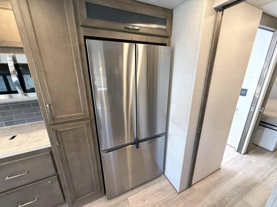 2026 Renegade Verona 36VSB | Photo 12 of 28