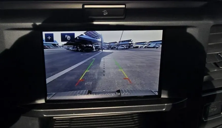 2026 Ford Super Duty F-350 | Photo 20 of 25