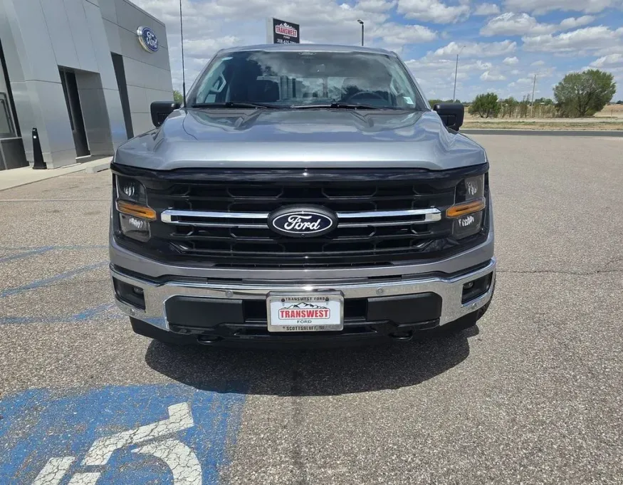 2026 Ford F-150 | Photo 2 of 29