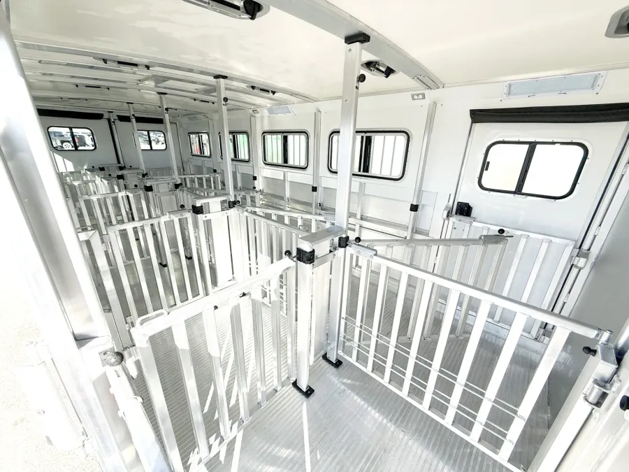 2026 Cimarron Showstar LX | Photo 4 of 20