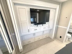 2026 Renegade XL 45 DBM | Thumbnail Photo 15 of 31