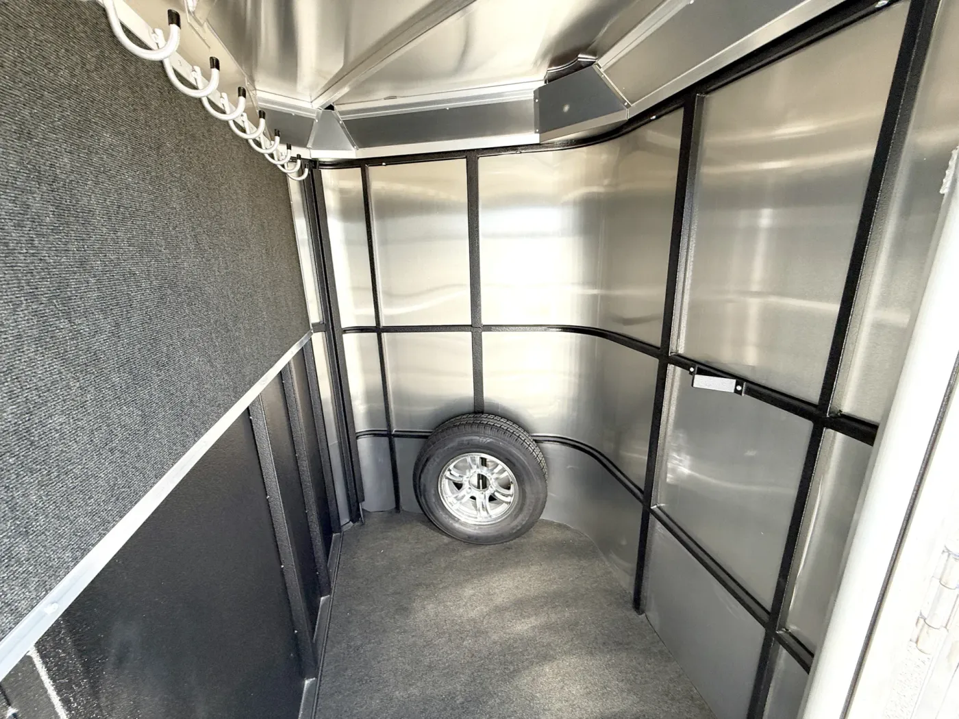 2025 Logan Coach Bullseye 3HBP | Photo 5 of 13