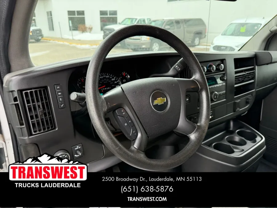 2015 Chevrolet Express 2500 Work Van | Photo 3 of 21