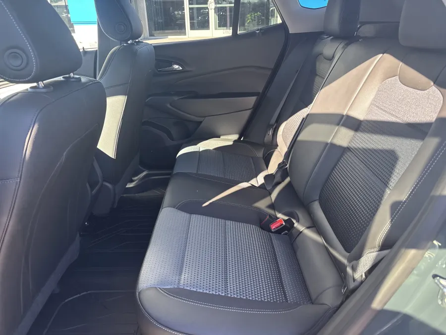 2026 Chevrolet Trax LT | Photo 9 of 21