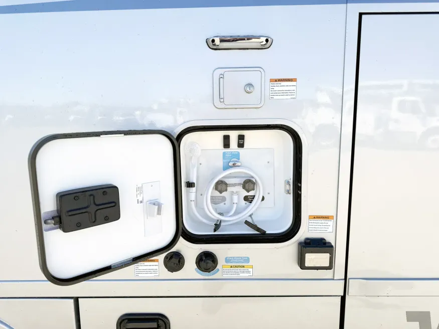 2026 Winnebago Navion 24R | Photo 24 of 24