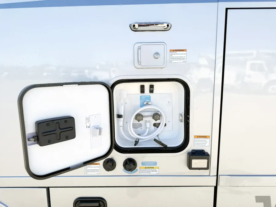 2026 Winnebago Navion 24R | Photo 24 of 24