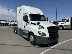 2022 Freightliner Cascadia 126 | Thumbnail Photo 3 of 21
