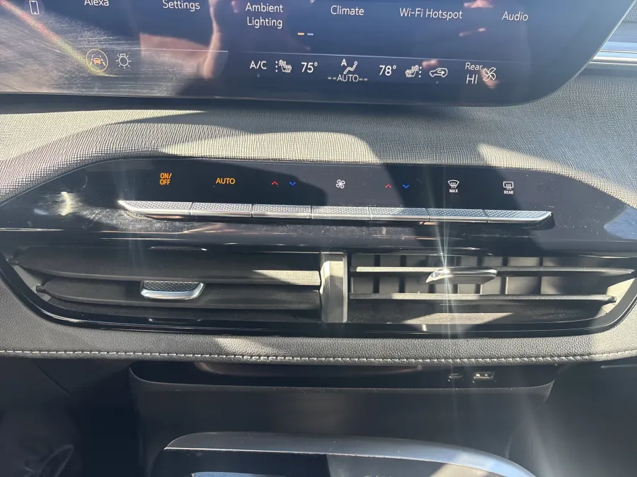 2025 Buick Enclave Preferred | Photo 20 of 24