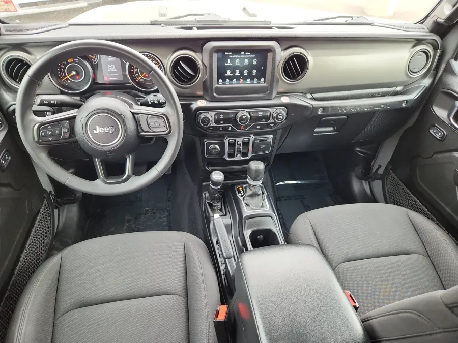 2023 Jeep Wrangler Sport S | Photo 11 of 28