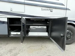 2026 Newmar London Aire 4551 | Thumbnail Photo 25 of 33