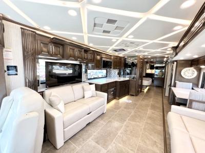 2023 Newmar Mountain Aire 4118 | Thumbnail Photo 4 of 41