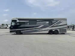 2026 Newmar London Aire 4551 | Thumbnail Photo 4 of 19