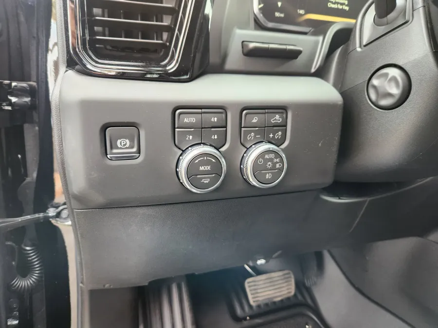 2026 GMC Sierra 1500 AT4 | Photo 6 of 31