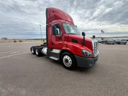 2018 Freightliner Cascadia 113 | Thumbnail Photo 6 of 10