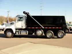 2018 Western Star 4700 | Thumbnail Photo 2 of 20