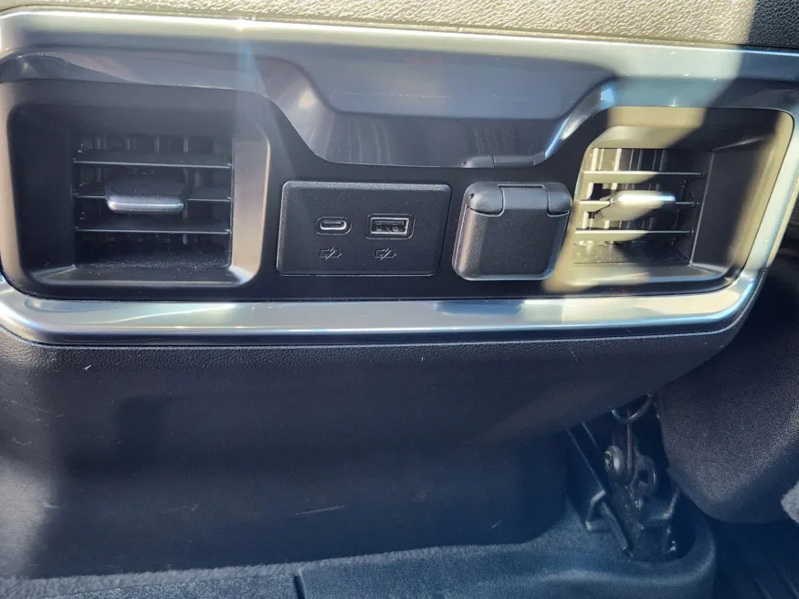 2022 GMC Sierra 1500 Limited | Photo 17 of 21