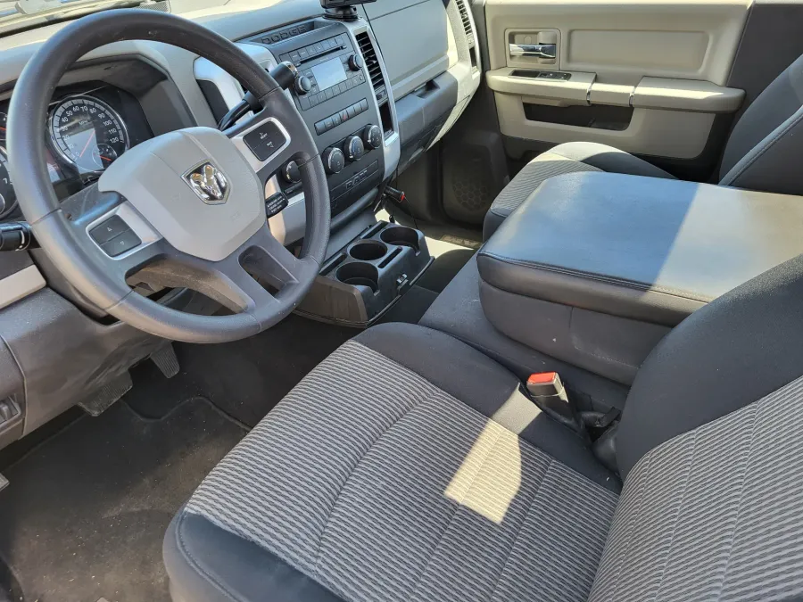 2010 Dodge Ram 1500 SLT | Photo 11 of 21