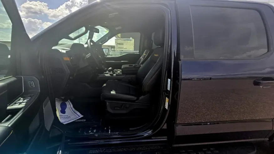 2025 Ford F-150 | Photo 2 of 30