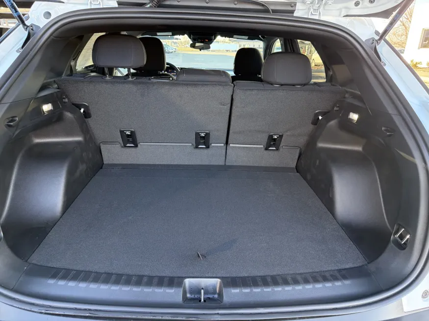 2026 Chevrolet Blazer EV AWD LT | Photo 9 of 20