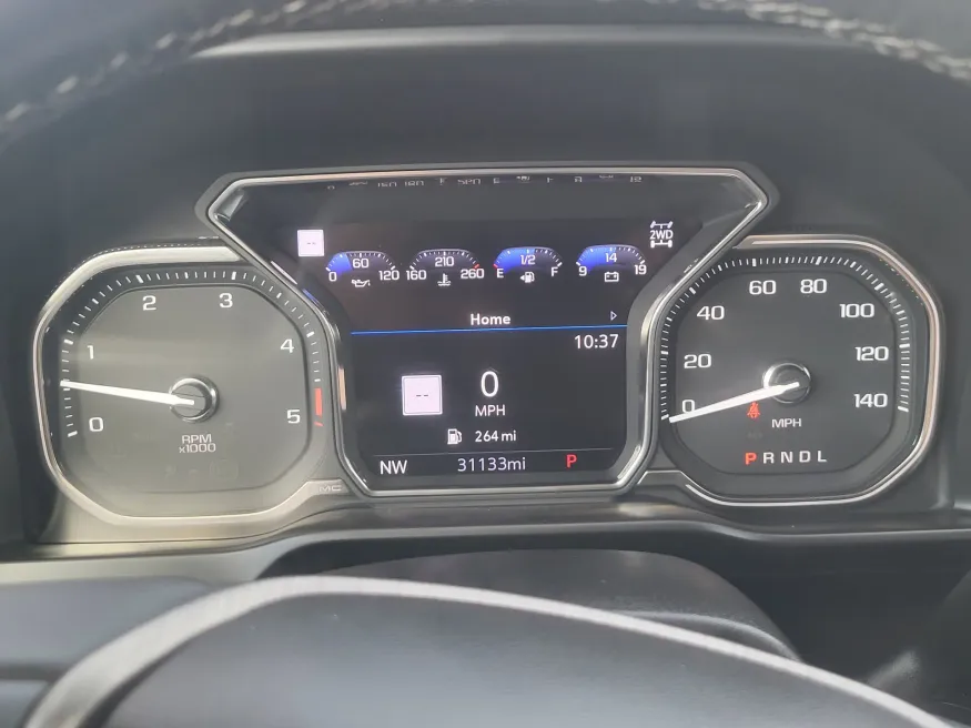 2020 GMC Sierra 2500HD Denali | Photo 13 of 25