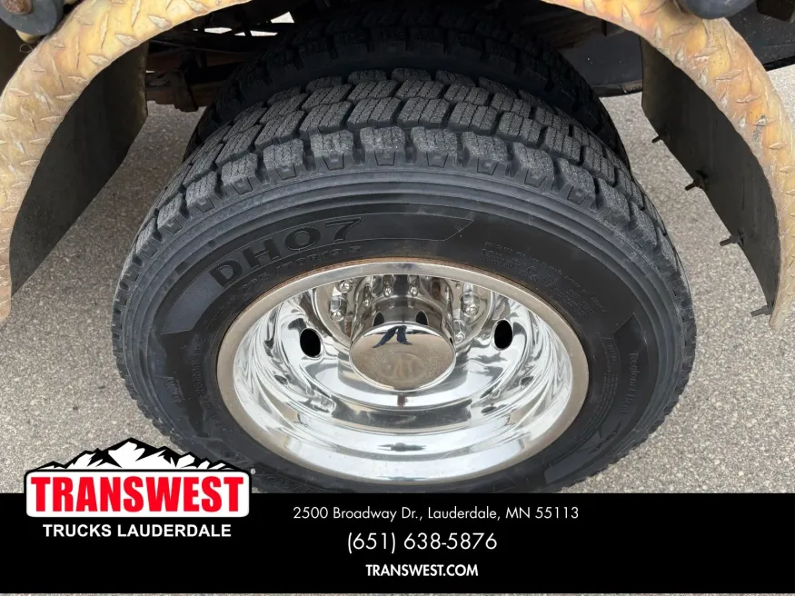 2016 Ford Super Duty F-550 XL | Photo 15 of 20