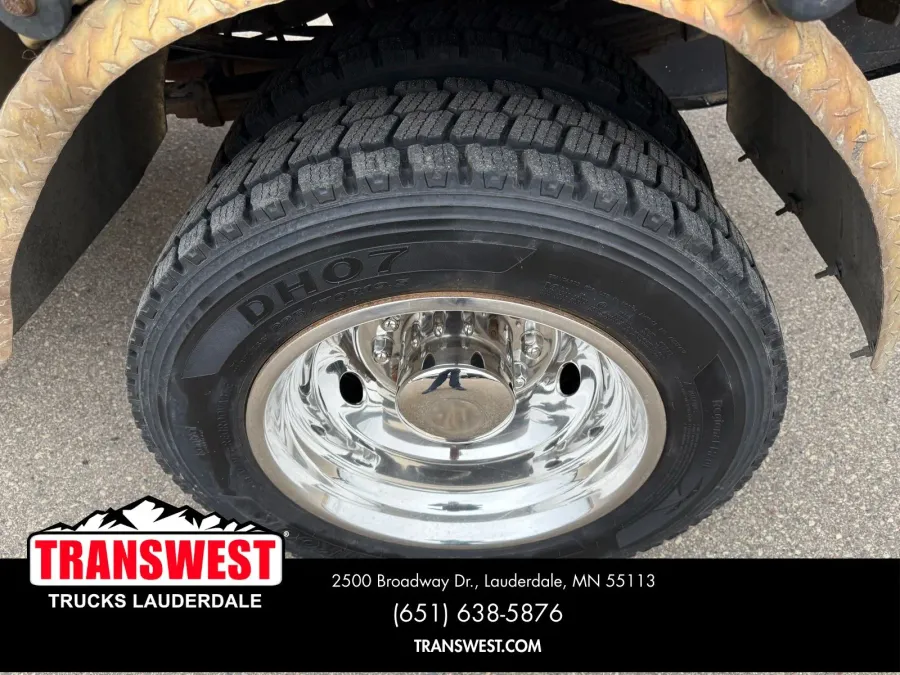 2016 Ford Super Duty F-550 XL | Photo 15 of 20