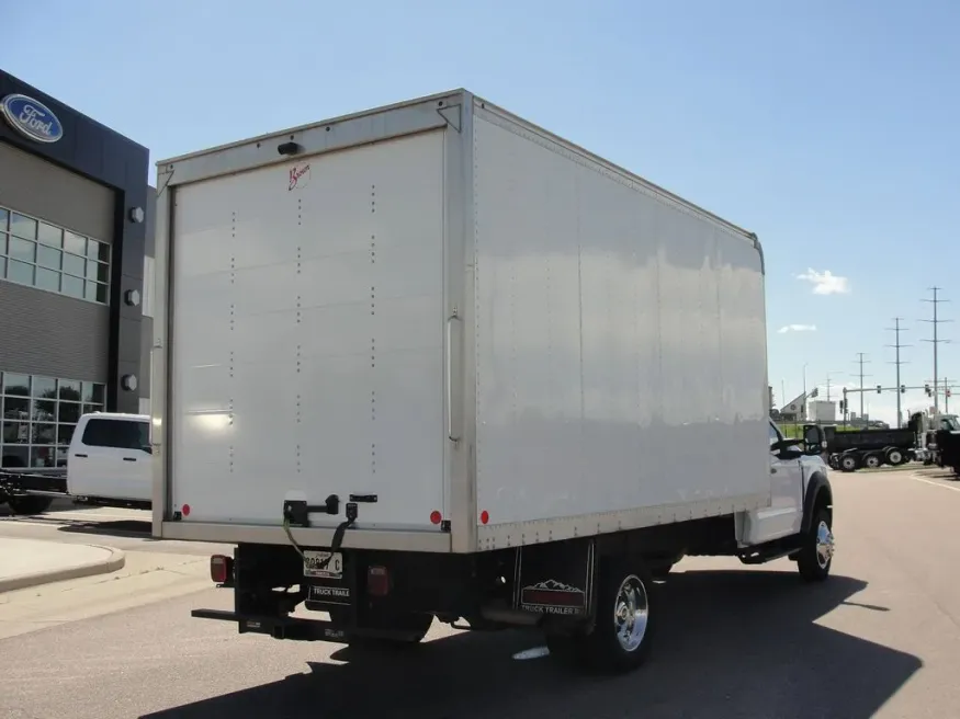 2023 Ford Super Duty F-450 XL | Photo 7 of 26